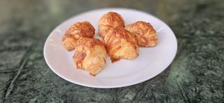 Kiflice sa kačkavaljem 100g
