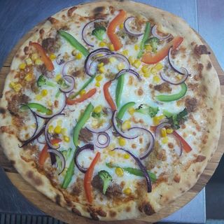 INDIAN ESPICIAL FALAFAL PIZZA 26 CM