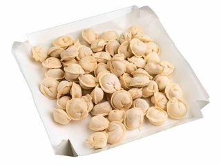 Напівфабрикати Пельмені з курятиною 0,5 кг (500g)