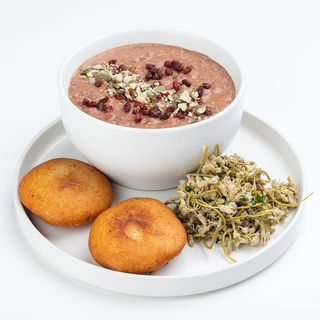 ლობიო ნიგვზით