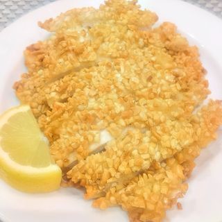 Galinha Frita com Amêndoas Panados