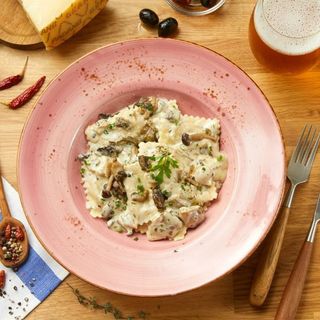 Cannoli De Peus De Porc I Tòfona