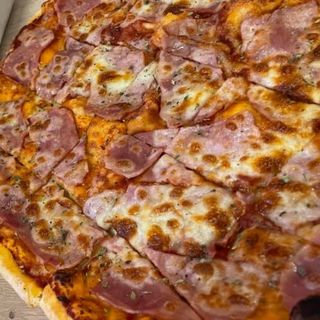 Pizza Borromea (33 Cm.)