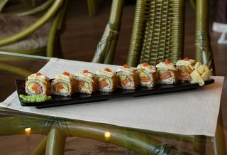 Roll Salmon Truffle Cremeta