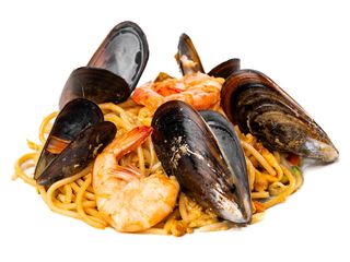 115 Spaghetti ai frutti di mare in bianco