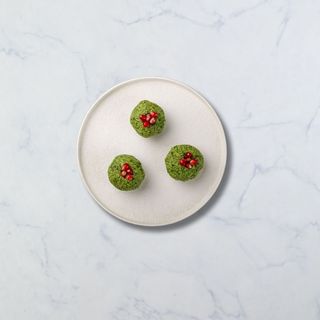 ისპანახი ნიგვზით