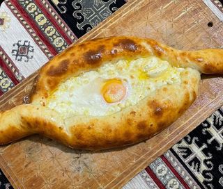 Хачапури Аджарули