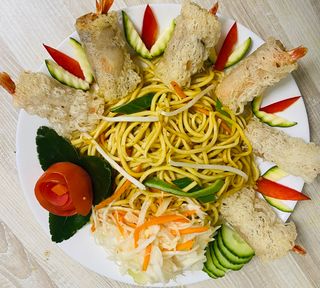 60. Krewetki w cieście po sajgońsku 6szt.