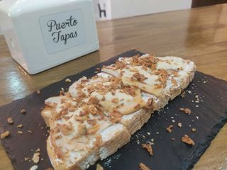 Tosta De Lima Con Pollo (1/2 Ración)