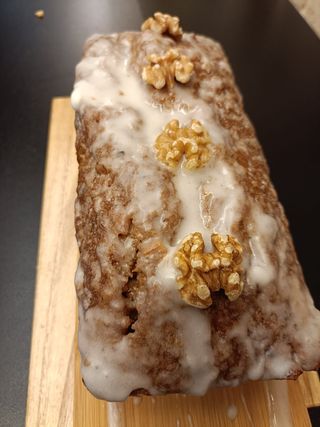 Plum cake de zanahoria (porción)