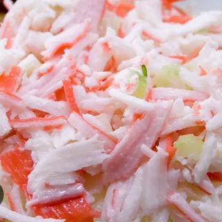 2. Ensalada Con Carne De Cangrejo
