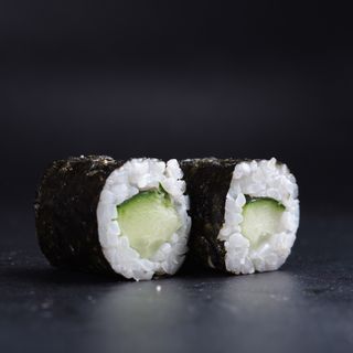 65.Maki de pepino (8 uds.)