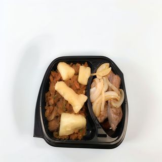 Feijão Tropeiro, Arroz Blanco, Carne + Bebida