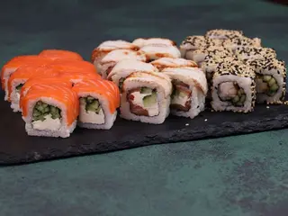Сет "Золотий смак" - 24шт (750g)