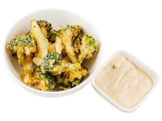 Броколі темпура (110+40g)