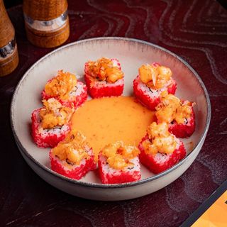 Ролл с попкорном из креветок