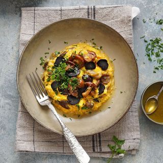 Revuelto de  huevos de campo y Boletus Con Trufa