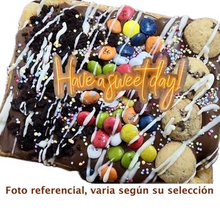 Gofre de Nutella+ Kit Kat Troceado+ Lluvia de Chocolate 