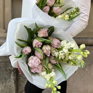 Clean Dream Tulip Bouquet