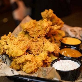 The Rock Pollito Frito