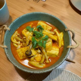 Curry de Tofu con setas