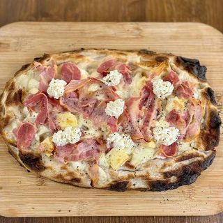 Pinsa camembert