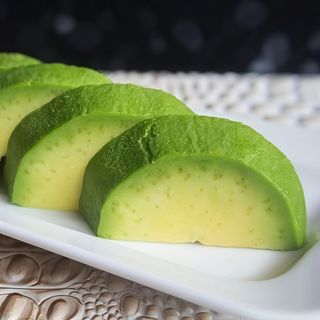 Shashimi De Aguacate (3 uds.)