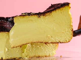 Чізкейк Баскський фісташковий (200g)