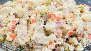 Ensalada rusa con atún