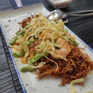 Fideos Tostados Con Langostinos Y Pil Pil De Kimuchi