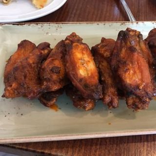 Alitas De Pollo Fritas Con Sal Y Pimienta