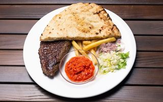 Punjenja pljeskavica sa sirom