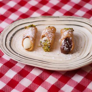 Tris de Cannolicchi Siciliani (Clásico, con Pistacho, con Nutella)