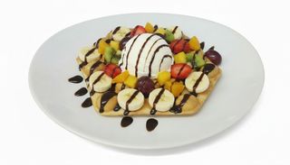Bubble Waffle Frutas com Uma Bola de Gelado