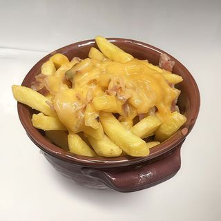 Patatine cheddar e bacon