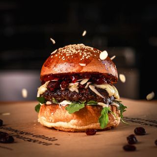 Burger Bó cranberry 200g