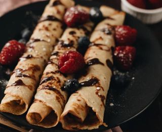 Clătite uriașe cu dulciuri