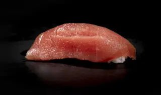 135.Nigiri De Atún (3 Uds.)