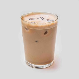Iced caffè latte