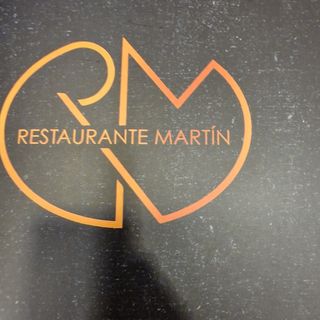 Ración Albóndigas Con Tomate