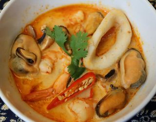 9.1. Tom-yam-rum-mit