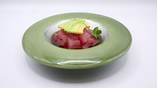 621. Tartare maguro