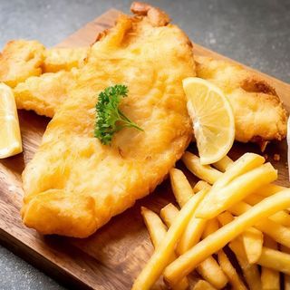 Escalope De Pollo Con Papas Fritas