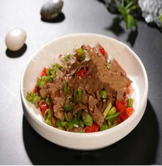 B2 Bœuf Sauté小炒肉
