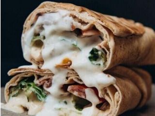 Сулугуні з курячим м'ясом