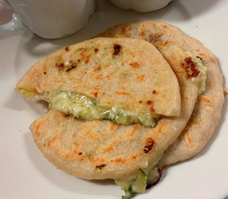 Pupusa calabacín con queso 2und