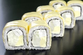 Рол Сирний (230г)