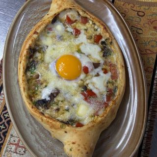 KHACHAPURI AJARIAN CU LEGUME
