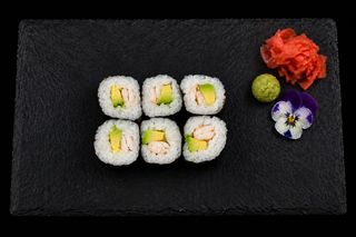 Avocado Ebi Maki