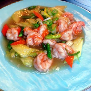 Gambas salteado con verduras 